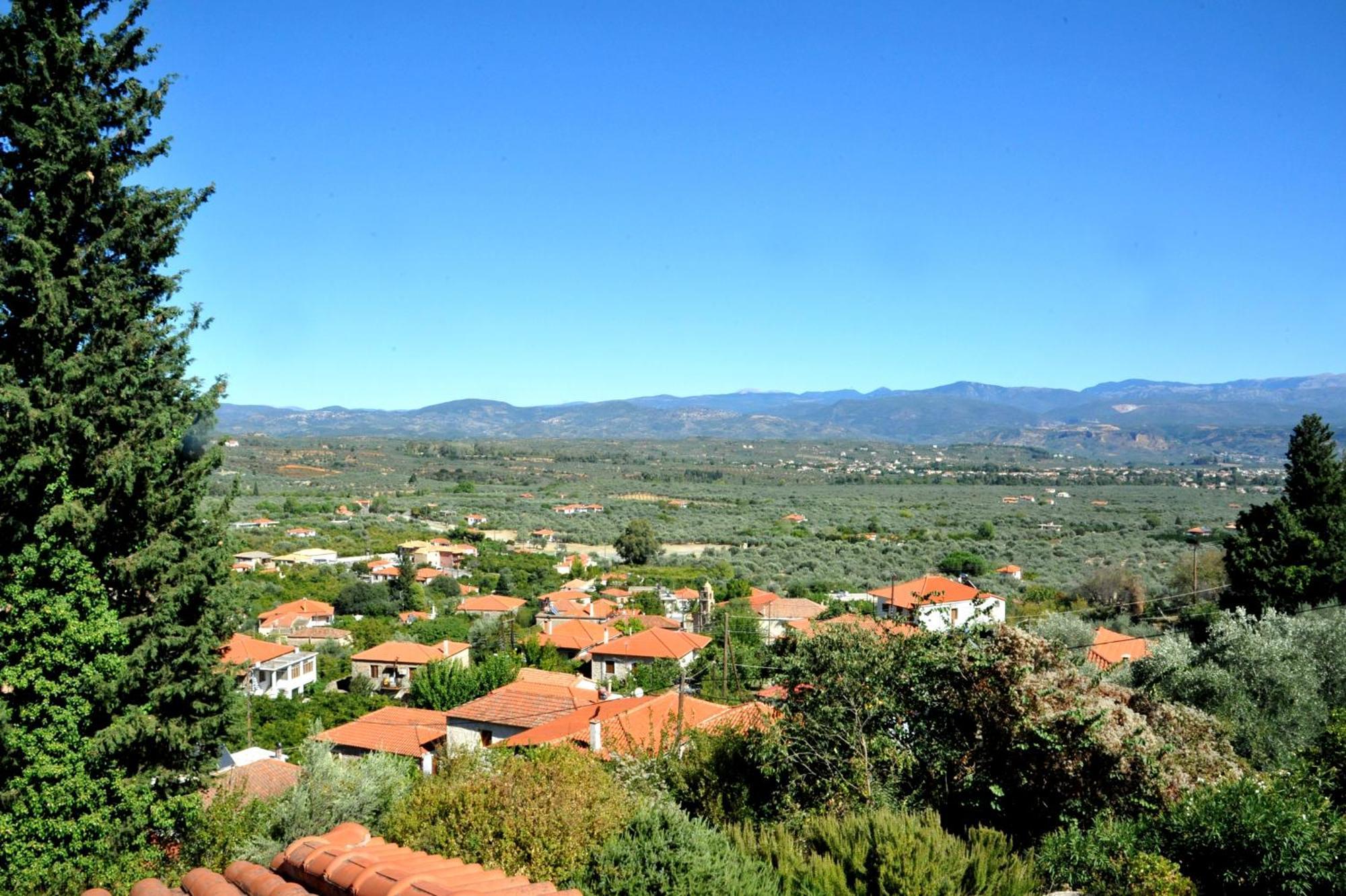 Apartament Elegant Stone Mansion In Historic Mistra Zewnętrze zdjęcie